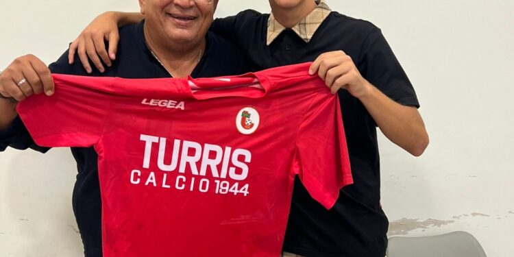 I giovani talenti dell’Oasis con il ds Salvatore Lodi spiccano il volo verso il calcio professionistico