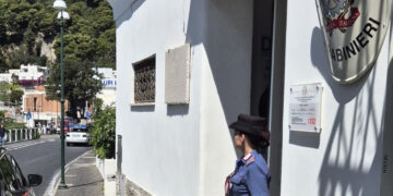 Capri, parte un posto denunce dei Carabinieri in Via Roma