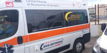 LA SOLIDARIETA’. Caivano, imprenditore dal “cuore d’oro”: Pietro Magri dona un’ambulanza di soccorso avanzato