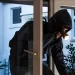 Pozzuoli, sventa furto in casa grazie ad alert allarme sul telefono e la Polizia