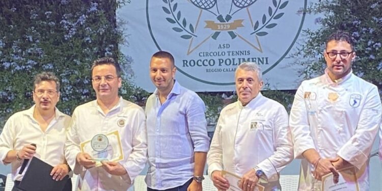 Nicola Obliato , pasticciere frattese vince a Reggio Calabria il Panettone Summer