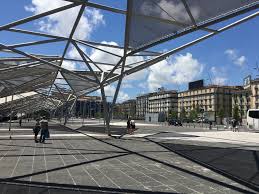 Piazza Garibaldi, alto impatto alla Stazione Centrale