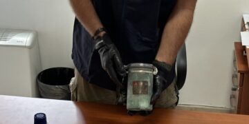 Caivano, spaccia in Via Cairoli, nonostante ai domiciliari