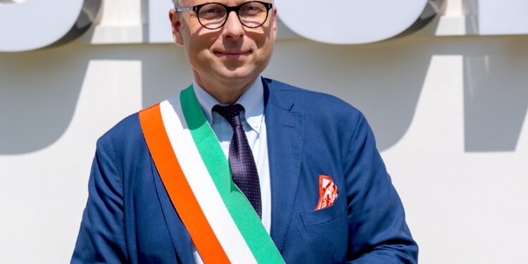 Casoria, il prefetto di Napoli comunica l’arrivo di un maggior numero dì uomini delle forze dell’ordine