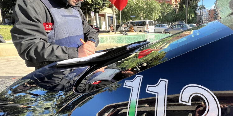 Meta di Sorrento, baby sitter 55 enne si trasforma in ladra in casa