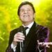 Il giovane Gianni Morandi soffia 80 candeline