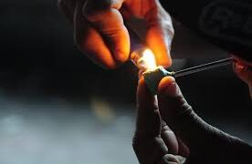 Terzigno, sotto effetto del crack compie atti di violenza verso i genitori, arrestato