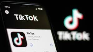 Lettere, Tik Tok fatale per un soggetto ai domiciliari