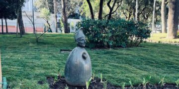 Vomero: Nel parco Mascagna, va ripristinata la targa per il piccolo De Simone