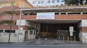 Napoli, aggressione di una donna a medico del Cotugno