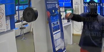 ACERRA: Rapina a sala scommesse , presi i rapinatori grazie alla video sorveglianza in tempo reale