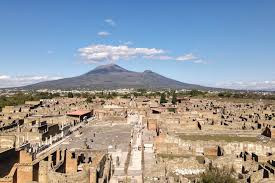 Pompei: camerieri ma percettori di reddito di cittadinanza, denunciati con il loro titolare
