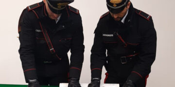 Castellamare di Stabia: I controlli delle forze dell’ordine , unità cinofila porta a due arresti