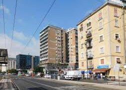 Napoli: In Via Nuova Marina la polizia individua un soggetto che ha da espiare 8 anni di pena