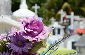 Palma Campania: Ruba oggetti sacri e non dalle tombe