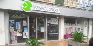 Pozzuoli: tenta rapina in una farmacia, ma viene arrestato