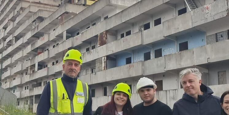 Napoli : Al Siani,Progetti in Azione: Educazione Civica e Monitoraggio Ambientale