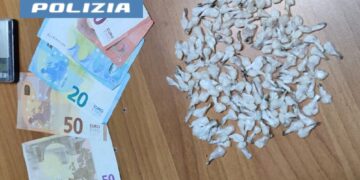 ACERRA: Nasconde droga in casa , arrestato un 20enne