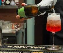 Cimitile: Evade dai domiciliari per bere qualcosa al bar