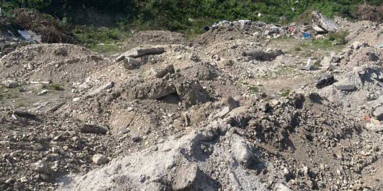 Casoria : Sequestro di un terreno di 6000mq utilizzato come discarica abusiva