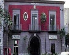 Casandrino: Polizia Locale sequestra attività commerciale di Via Praus