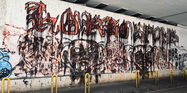 Vomero: Via Doria necessario la video sorveglianza contro i writers