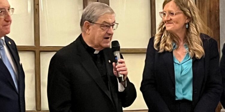 Napoli: Nominato socio onorario del Lions club Napoli Host, il cardinale Crescenzio Sepe