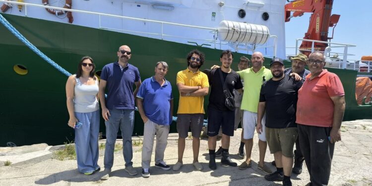 Semaforo verde per il progetto “MollusCa Blu”: tutela e riattivazione del cannolicchio (Ensis minor) nel mare campano
