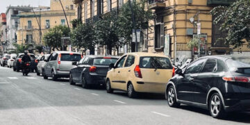 Vomero: Finita le vacanze ritorna il traffico