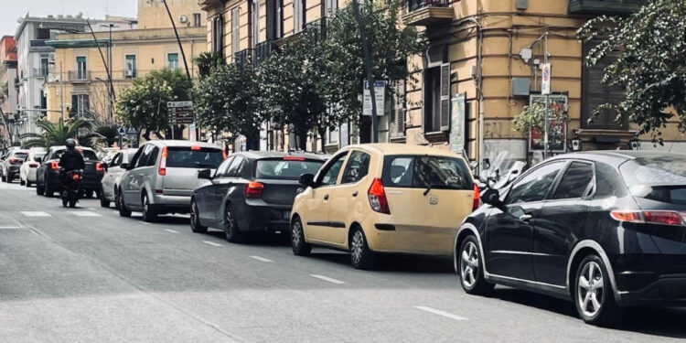 Vomero: Finita le vacanze ritorna il traffico