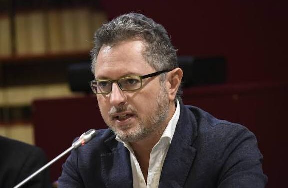 Francesco Borrelli si reca in procura per il concorsone Oss