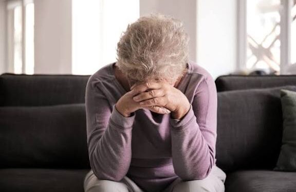 Napoli: madre 86enne pestata dal figlio