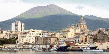 Torre Annunziata: Carabinieri sventano furto in un bar