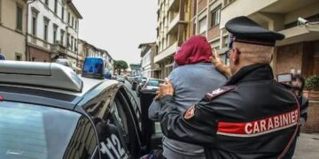 Terzigno: Follia in condominio accoltella la vicina