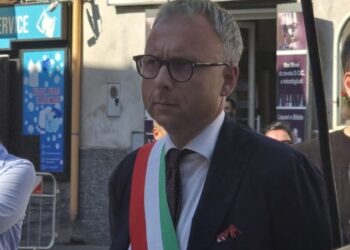 Casoria : Il Sindaco manda a “casa “ la Giunta Comunale