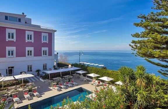 Sant’Agnello: Ai Domicilari , pusher per “ esigenza “