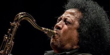 La musica Made in Naples in lutto , finito James Senese