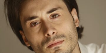 IL PREMIO. Cardito, la città celebra i talenti del territorio: premiato l’attore Francesco Barra