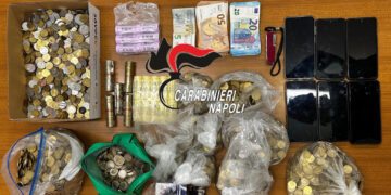 Ischia: L’asso di picche tradisce l’autore di un furto in un bar di Via Colonna