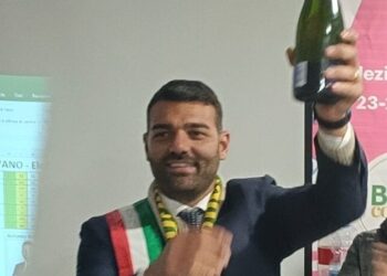 ELEZIONI COMUNALI. Caivano, maggioranza bulgara per Antonio Angelino: è il nuovo sindaco con il 78,83%