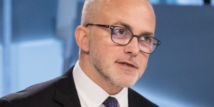 Ernesto Maria Ruffini , sul modello Prodi in campo con Più Uno