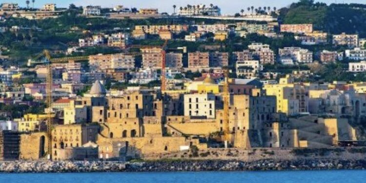 Pozzuoli: inseguito e preso pusher 39enne