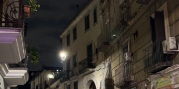 Casoria: Via Cavour, 17 famiglie finiscono in strada