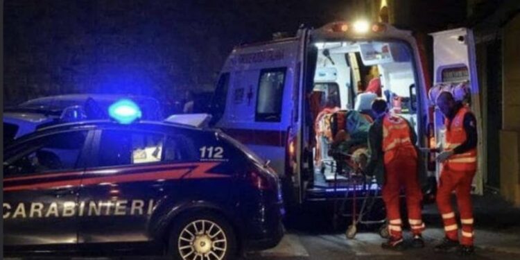 Bagnoli: Ferito ventenne fuori una discoteca di via Scarfoglio