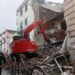 Casoria: Via Cavour si comincia a rimuovere le macerie, primo passo per uscire dall’emergenza