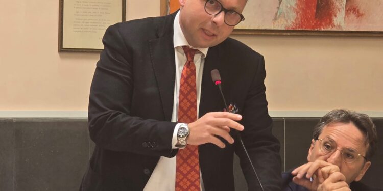 Casoria: Approvato Bilancio di Previsione, investimenti su scuole ed emergenze Via Cavour