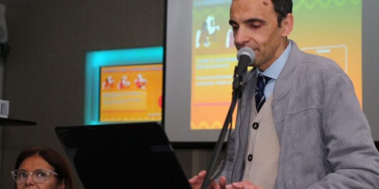 Una rondine … incontro letterario con Valerio Tramontano
