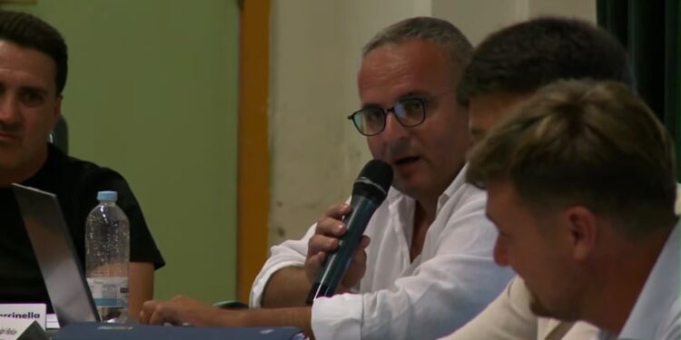 Caivano: Azione bacchetta il M5S , invocando proposte no scontri