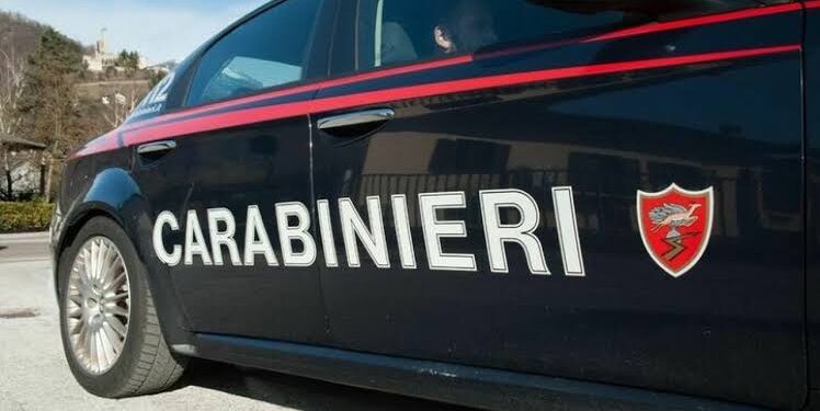 Casavatore : Gira il paese con la droga nel marsupio
