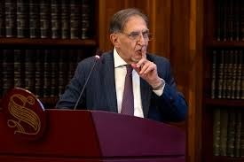 Politica: La Russa arbitro nella maggioranza divisa sulle preferenze ed intercettazioni